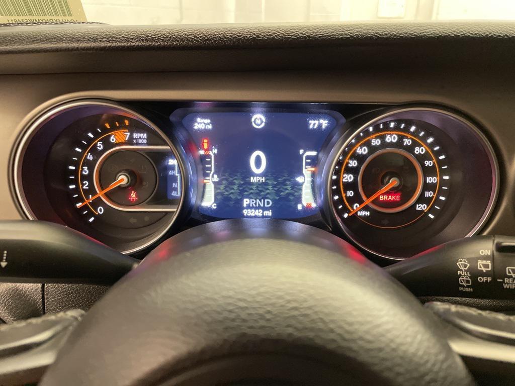 used 2021 Jeep Wrangler Unlimited car, priced at $25,573
