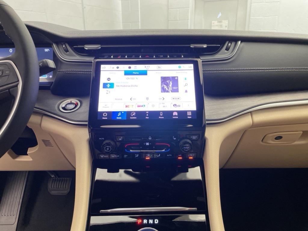 new 2025 Jeep Grand Cherokee L car, priced at $39,843