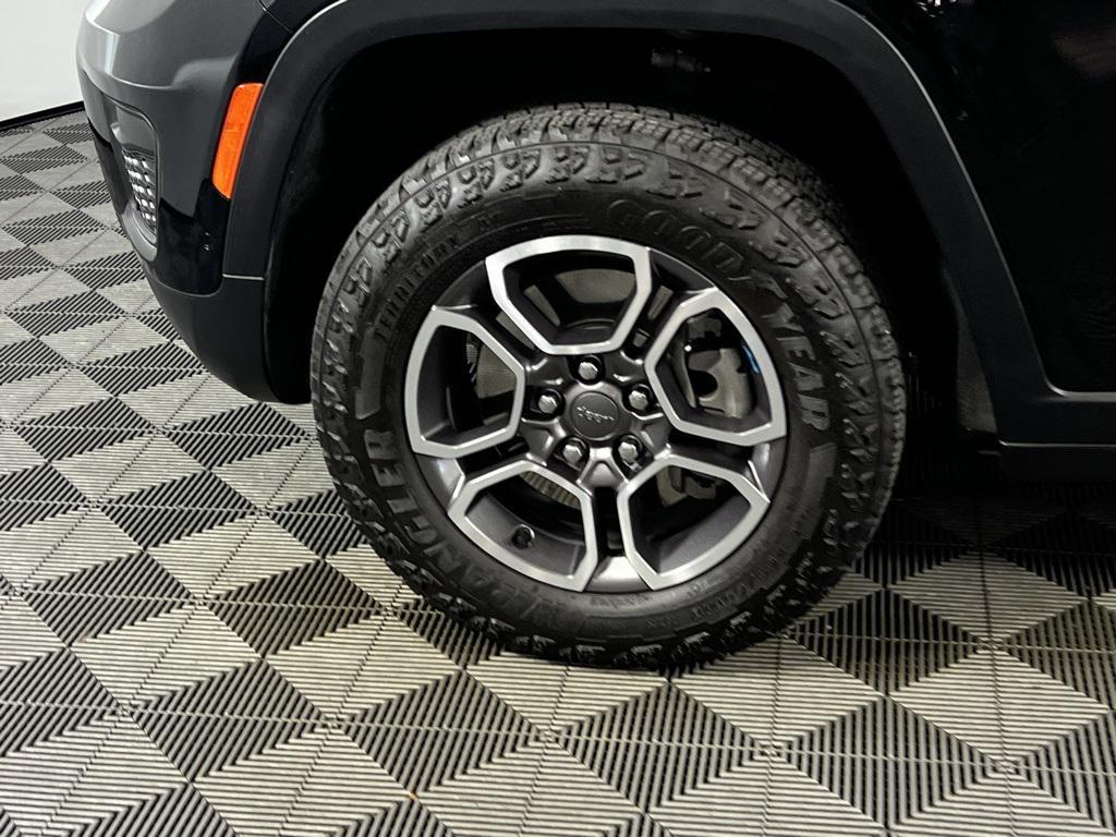 used 2023 Jeep Grand Cherokee 4xe car, priced at $31,573