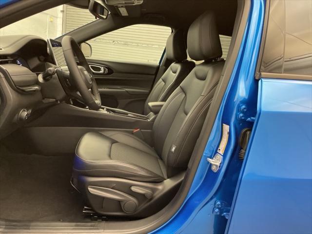 new 2025 Jeep Compass car, priced at $28,686