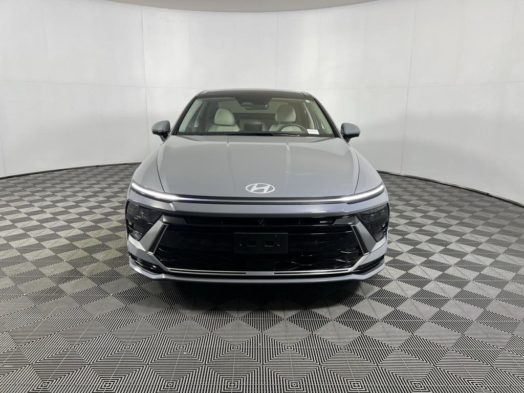 used 2024 Hyundai Sonata Hybrid car, priced at $25,275