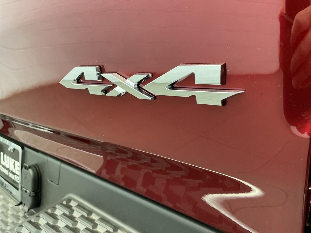 new 2025 Ram 1500 car, priced at $40,462