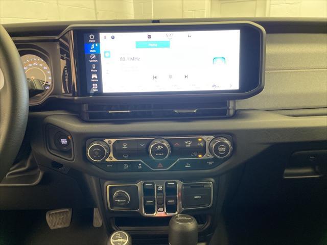 new 2025 Jeep Gladiator car, priced at $37,075