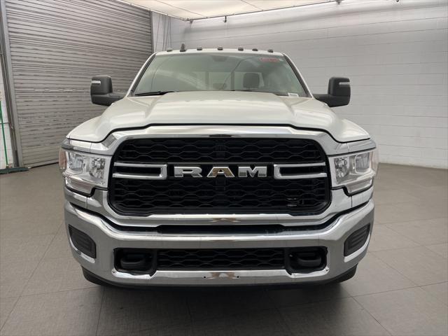 new 2024 Ram 3500 car, priced at $61,760