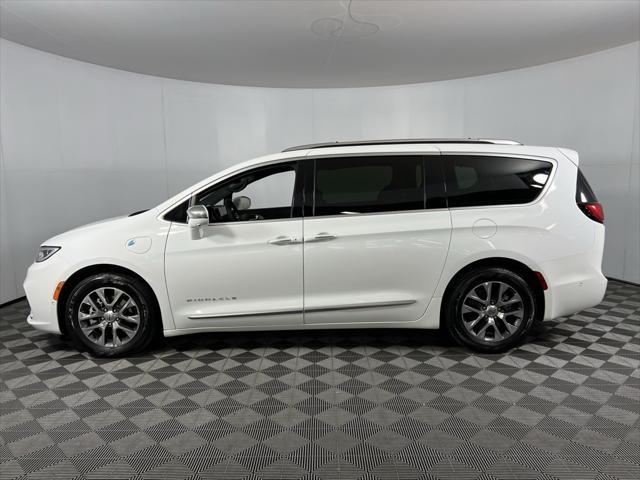 used 2024 Chrysler Pacifica car, priced at $41,573