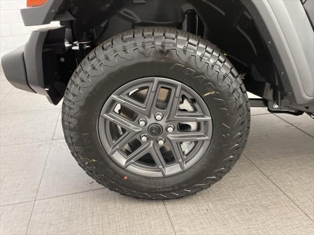 new 2025 Jeep Wrangler car, priced at $40,829