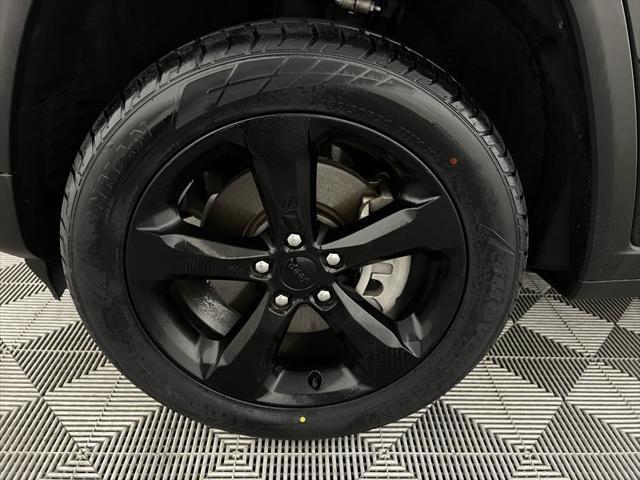 used 2022 Jeep Grand Cherokee L car, priced at $29,973
