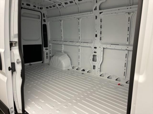 new 2025 Ram ProMaster 2500 car, priced at $46,817