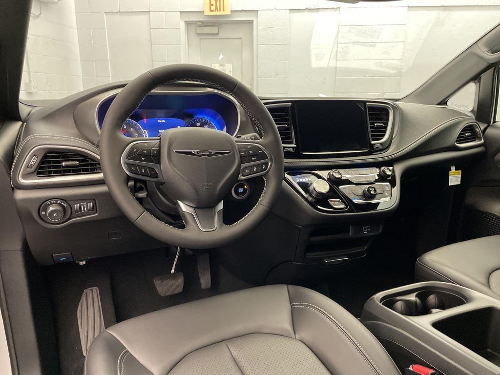 new 2026 Chrysler Pacifica car, priced at $39,149
