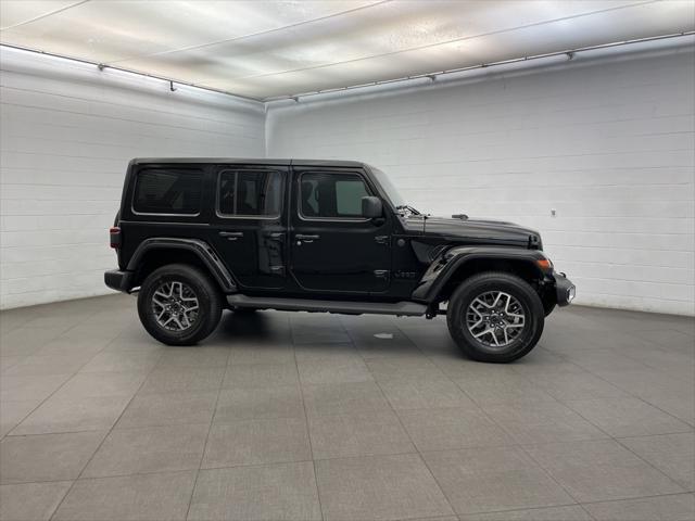 new 2025 Jeep Wrangler car, priced at $48,204
