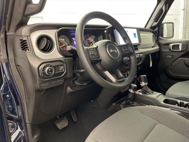 new 2025 Jeep Gladiator car, priced at $40,474