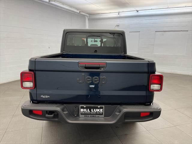 new 2025 Jeep Gladiator car, priced at $36,335