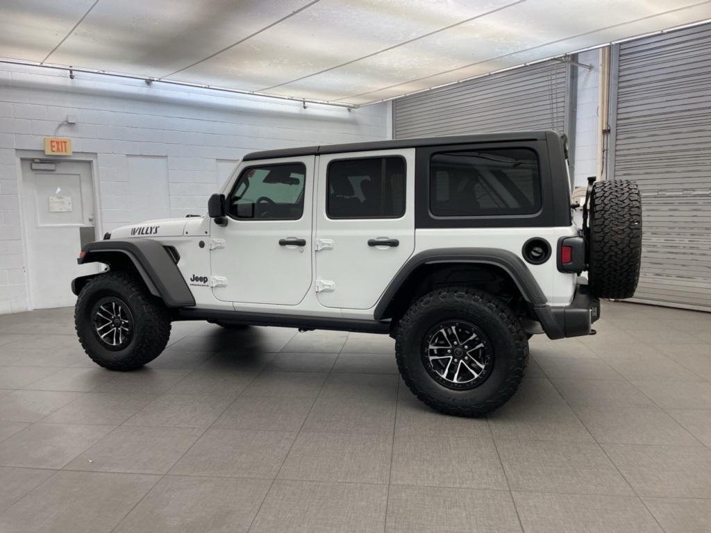 new 2025 Jeep Wrangler car, priced at $45,394