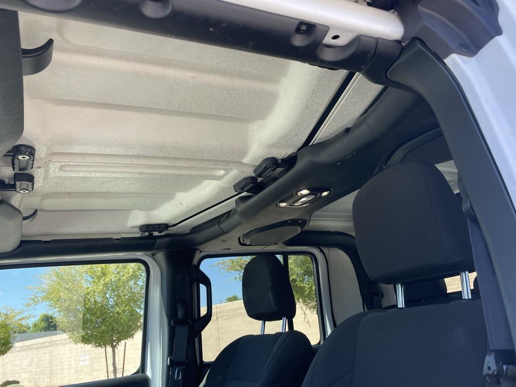 used 2023 Jeep Gladiator car, priced at $30,573