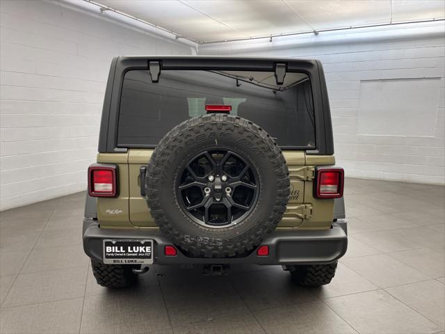 new 2025 Jeep Wrangler car, priced at $43,240