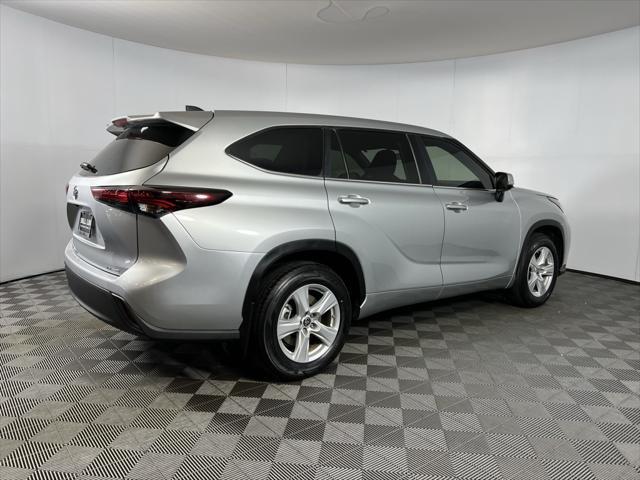 used 2024 Toyota Highlander car, priced at $35,573