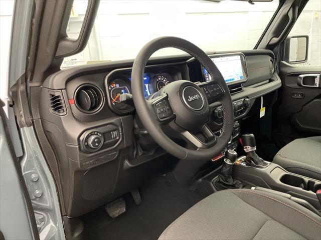 new 2025 Jeep Gladiator car, priced at $46,083