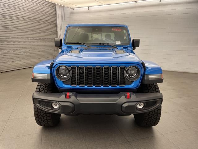 new 2025 Jeep Gladiator car, priced at $48,221