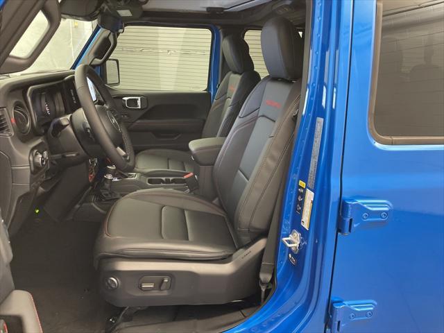 new 2025 Jeep Gladiator car, priced at $48,221