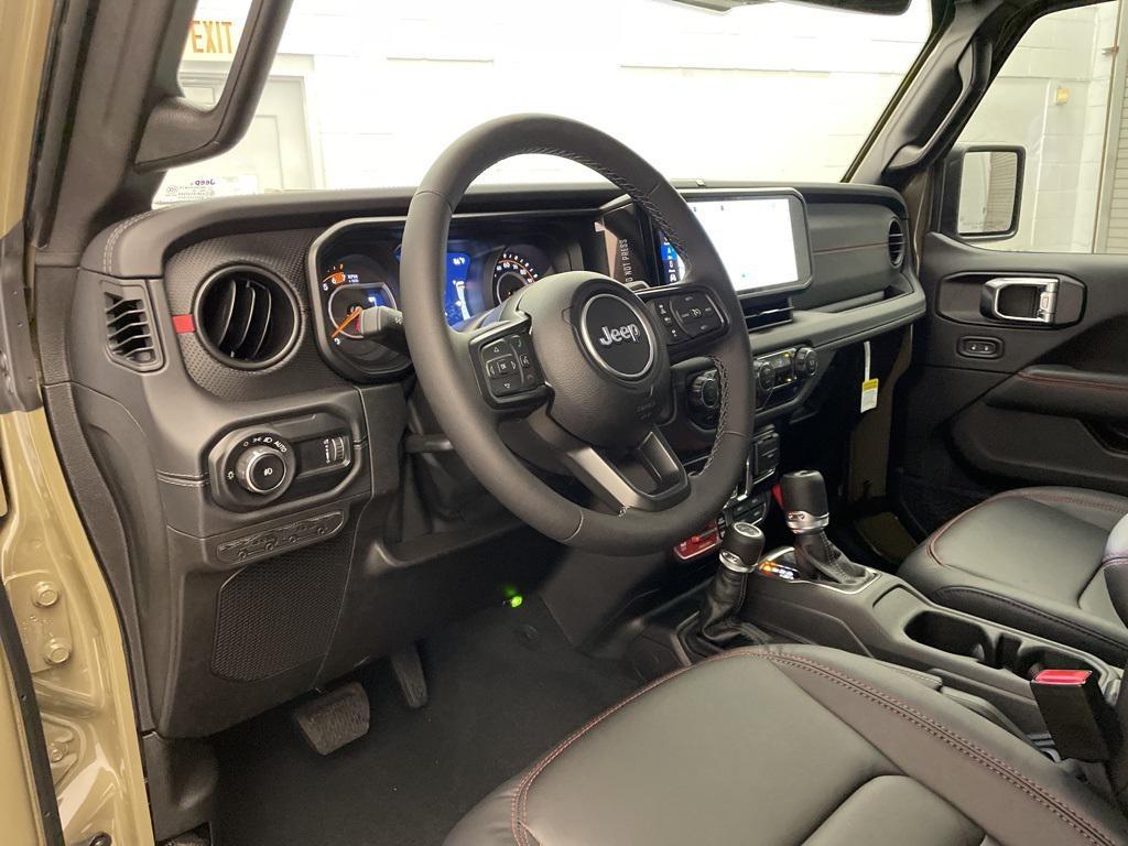 new 2025 Jeep Wrangler car, priced at $62,157