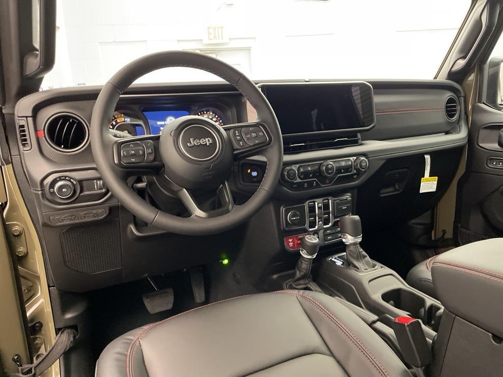 new 2025 Jeep Wrangler car, priced at $62,157