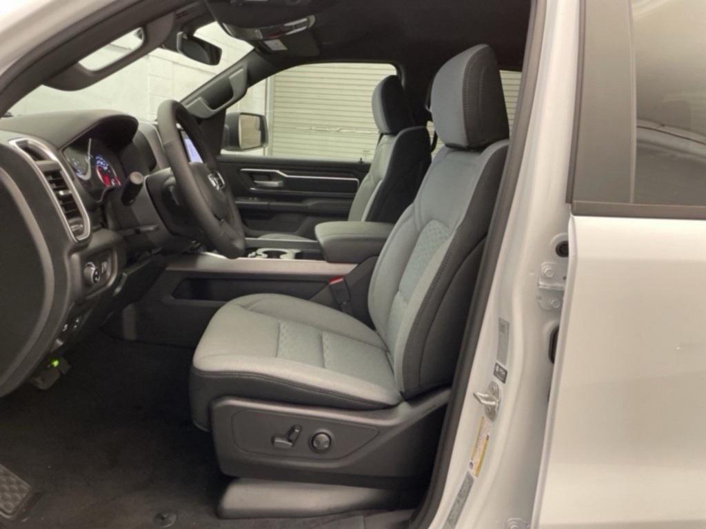 new 2025 Ram 1500 car, priced at $40,564