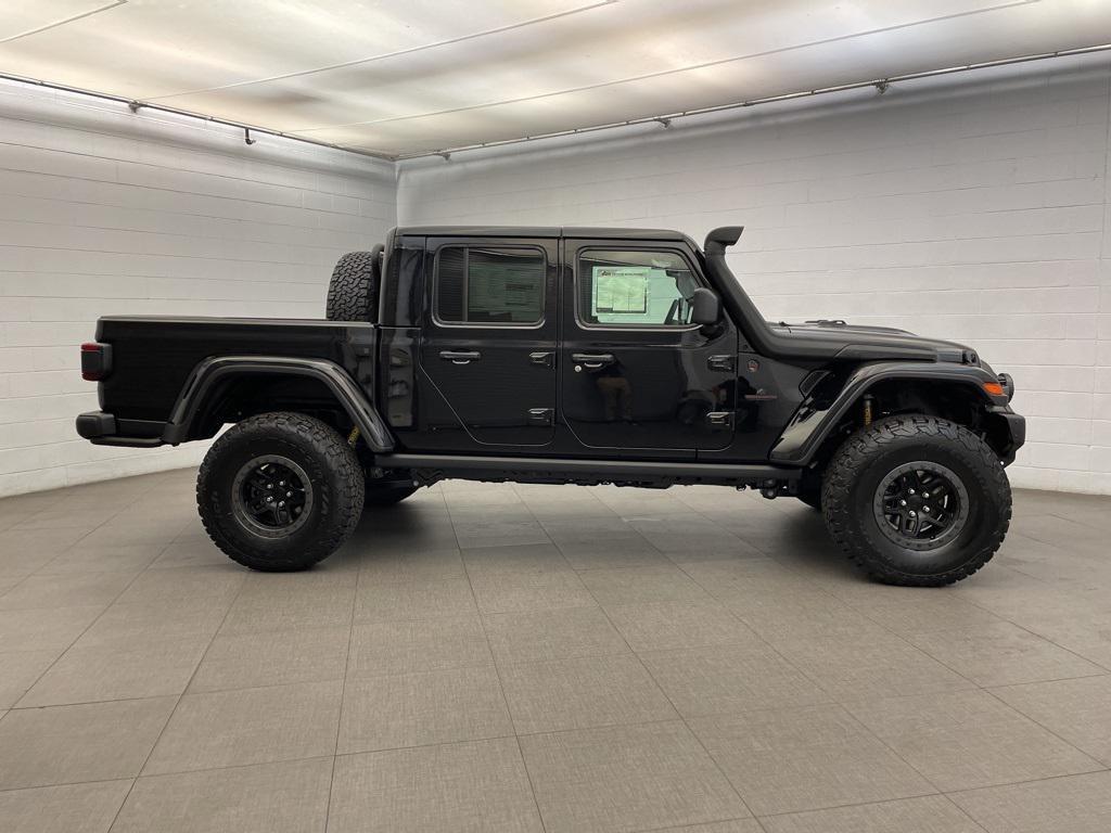 new 2025 Jeep Gladiator car, priced at $79,489