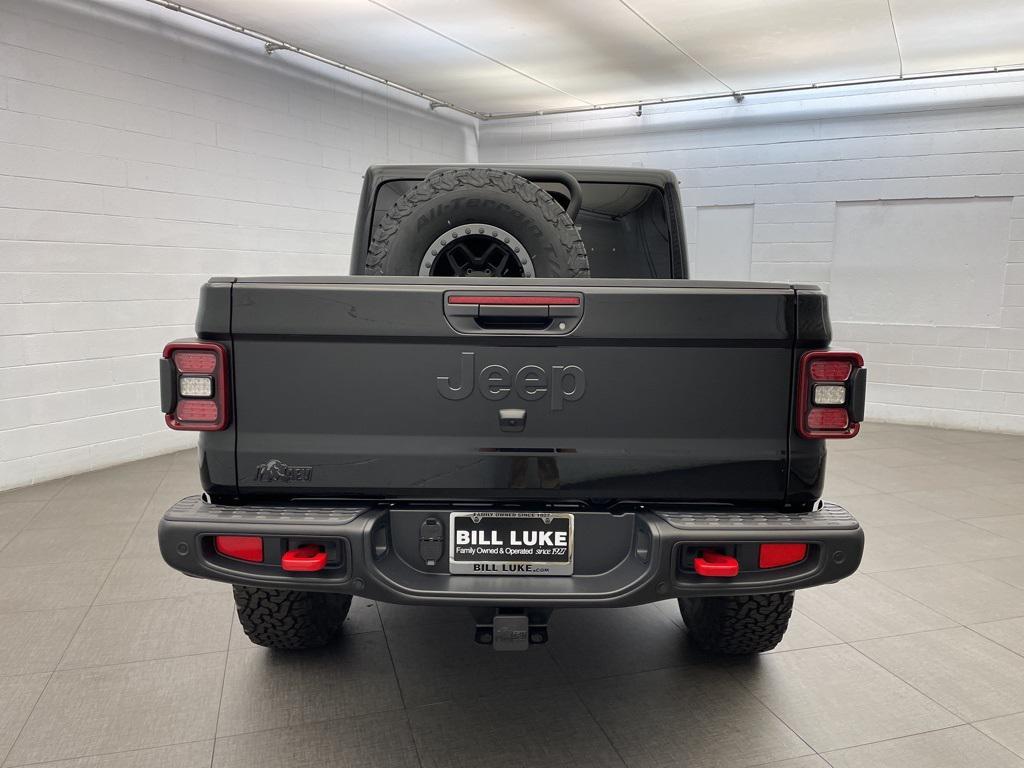 new 2025 Jeep Gladiator car, priced at $79,489