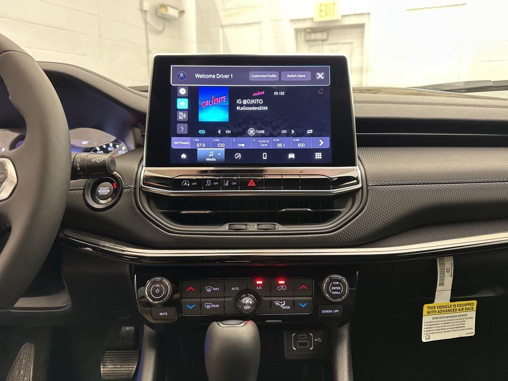 new 2025 Jeep Compass car, priced at $31,752