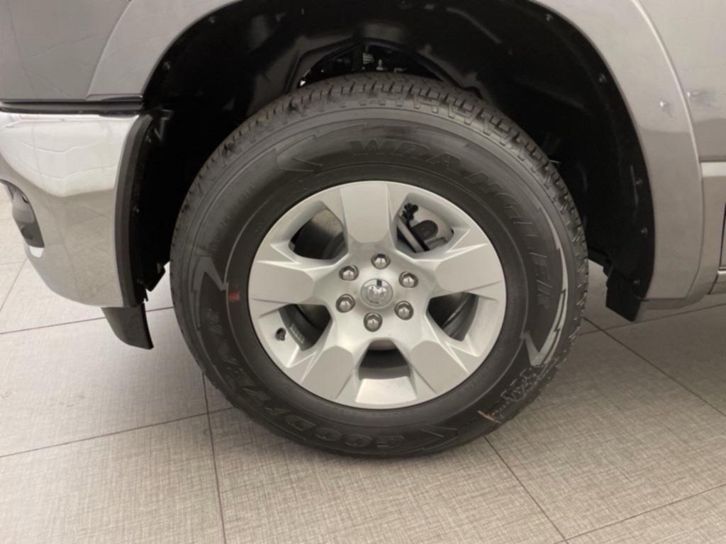 new 2025 Ram 1500 car, priced at $41,092