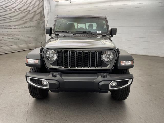 new 2025 Jeep Gladiator car, priced at $39,988
