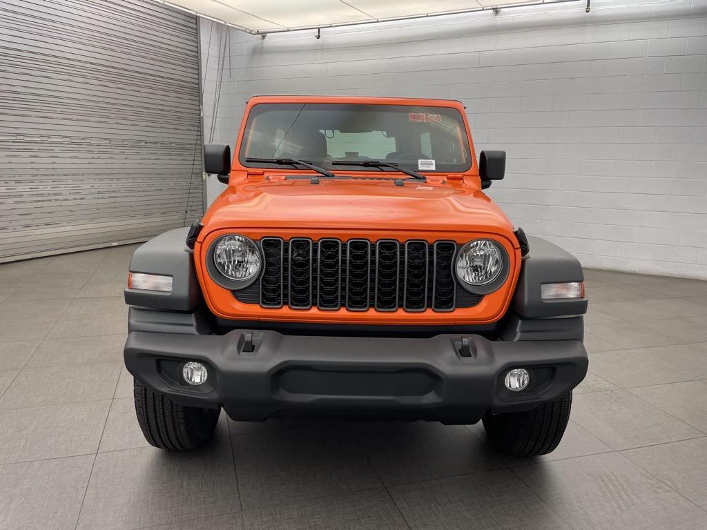 new 2025 Jeep Wrangler car, priced at $36,276