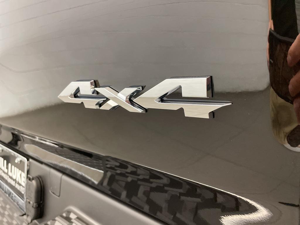 new 2025 Ram 1500 car, priced at $41,092