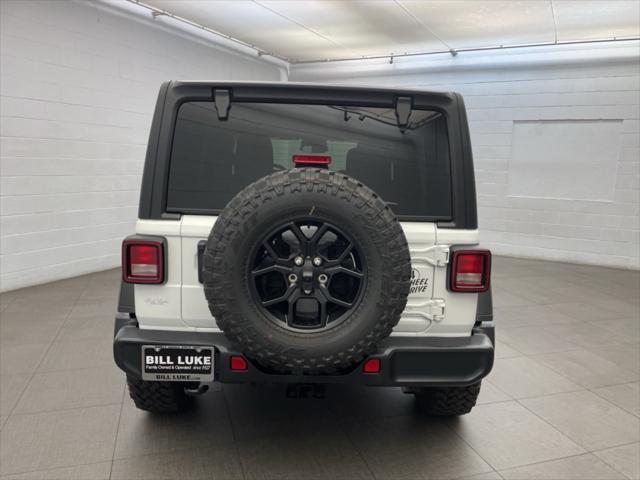 new 2025 Jeep Wrangler car, priced at $42,722