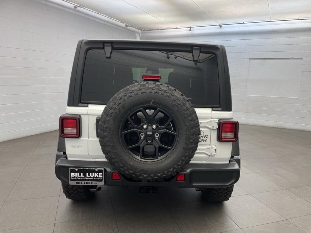 new 2025 Jeep Wrangler car, priced at $37,973