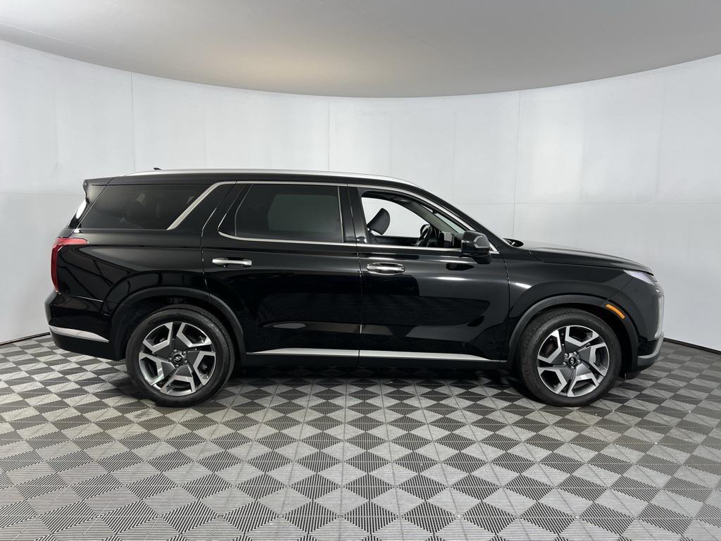 used 2024 Hyundai Palisade car, priced at $40,673