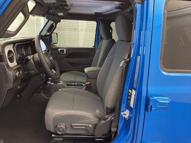 new 2025 Jeep Wrangler car, priced at $43,312