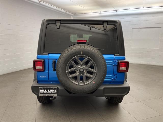 new 2025 Jeep Wrangler car, priced at $43,312
