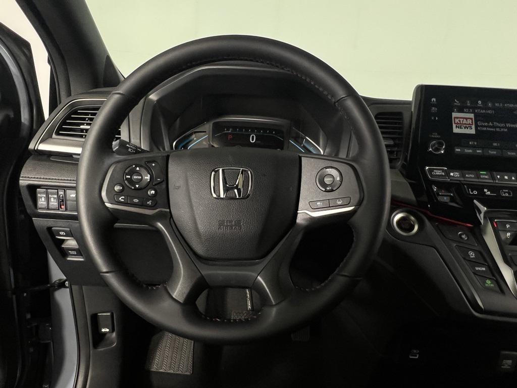 used 2023 Honda Odyssey car, priced at $36,673