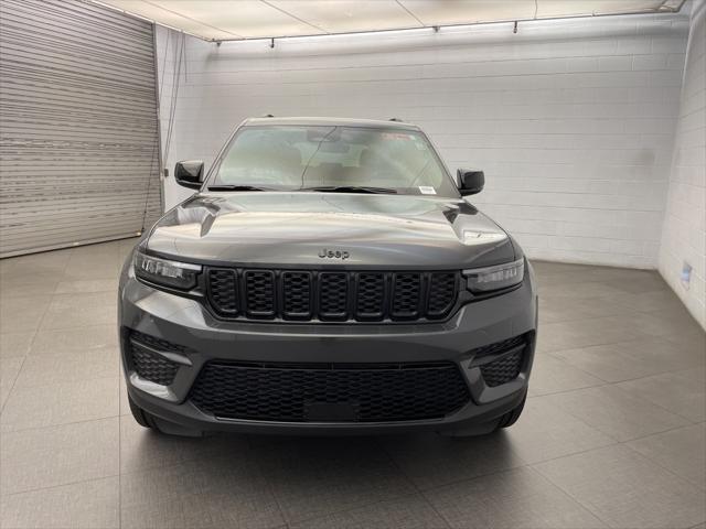 new 2025 Jeep Grand Cherokee car, priced at $38,469