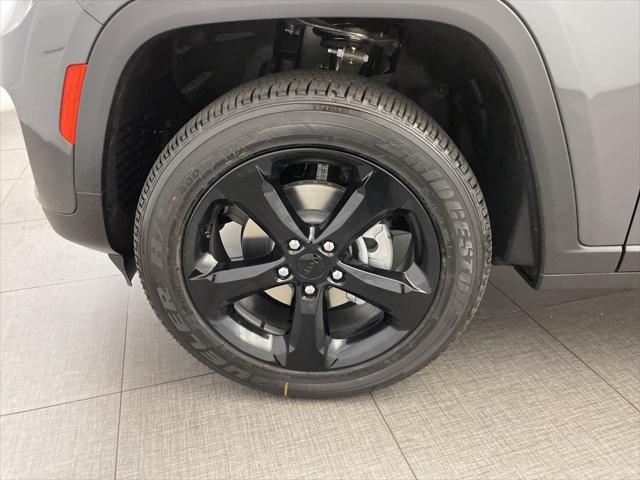 new 2025 Jeep Grand Cherokee car, priced at $38,469