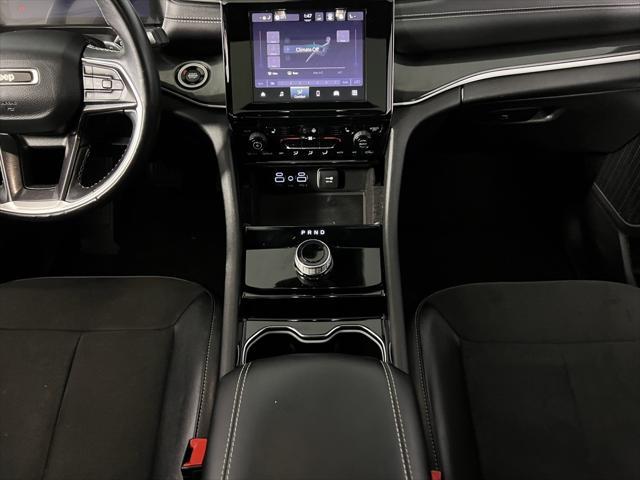 used 2022 Jeep Grand Cherokee car, priced at $31,973