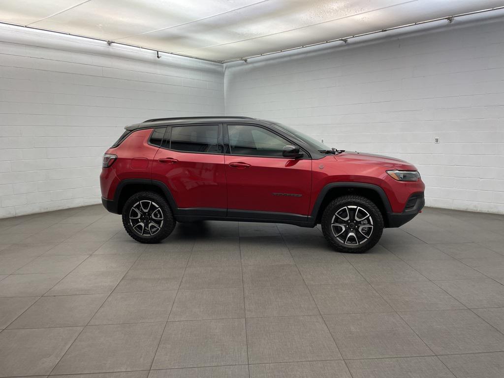 new 2025 Jeep Compass car, priced at $32,363