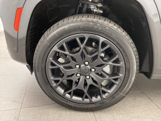 new 2025 Jeep Grand Cherokee car, priced at $64,927