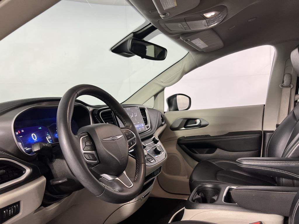 used 2023 Chrysler Pacifica Hybrid car, priced at $29,973
