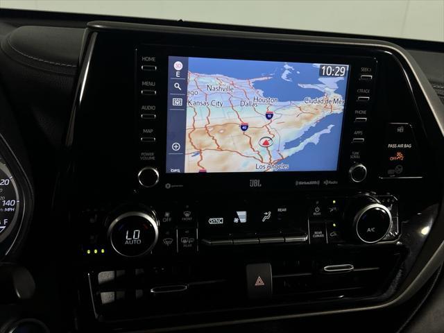 used 2020 Toyota Highlander Hybrid car, priced at $24,973