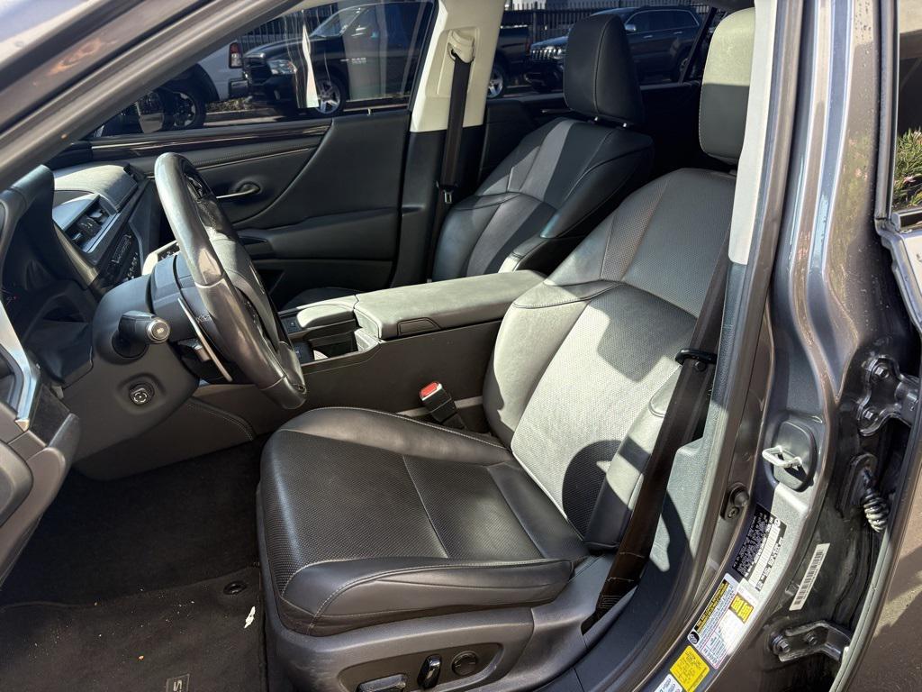 used 2020 Lexus ES 350 car, priced at $28,573