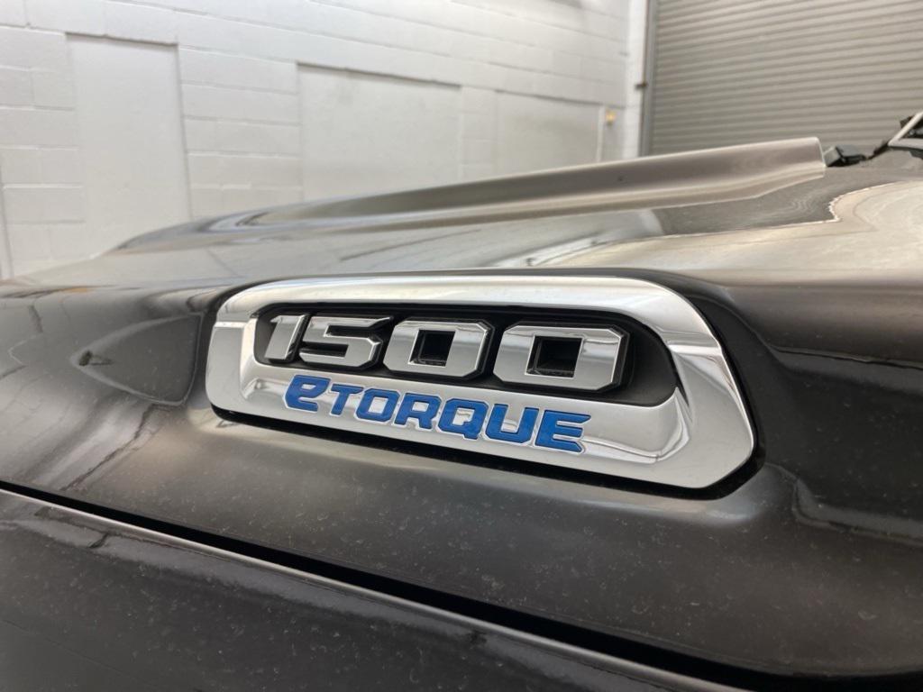 new 2025 Ram 1500 car, priced at $40,462