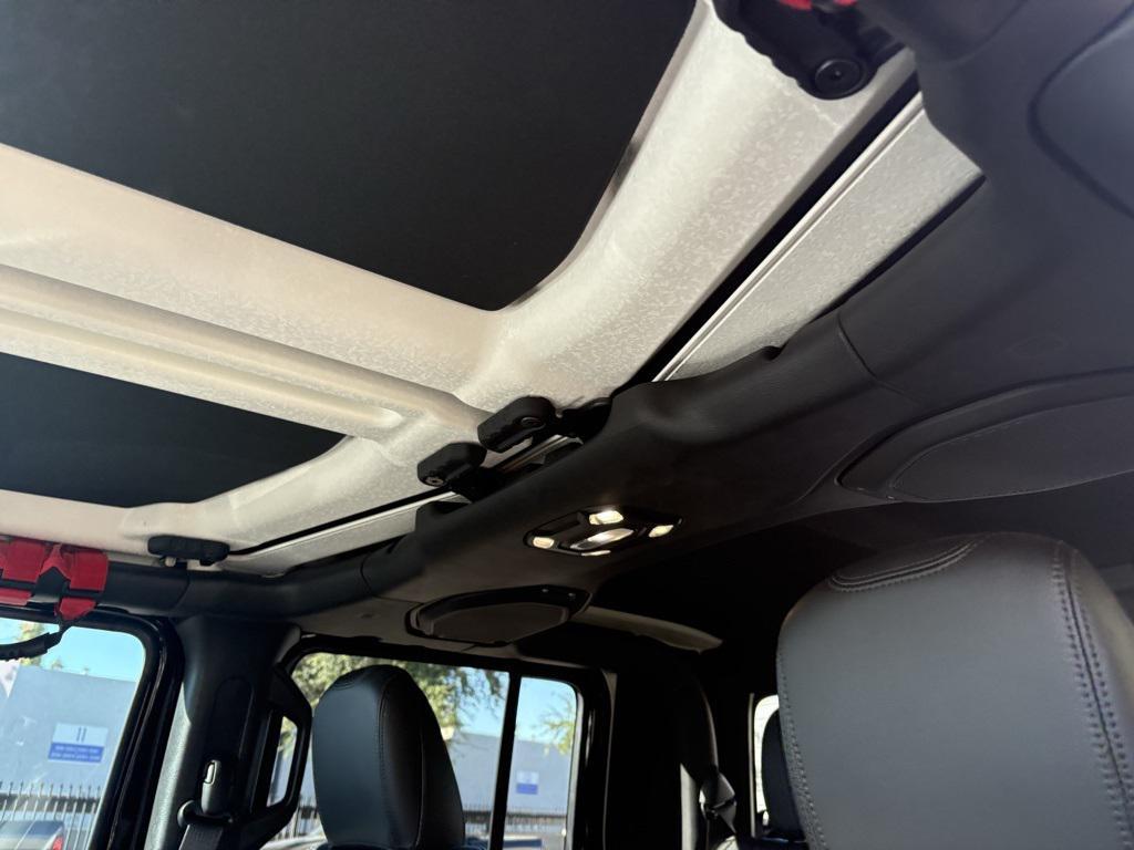 used 2023 Jeep Gladiator car, priced at $43,973