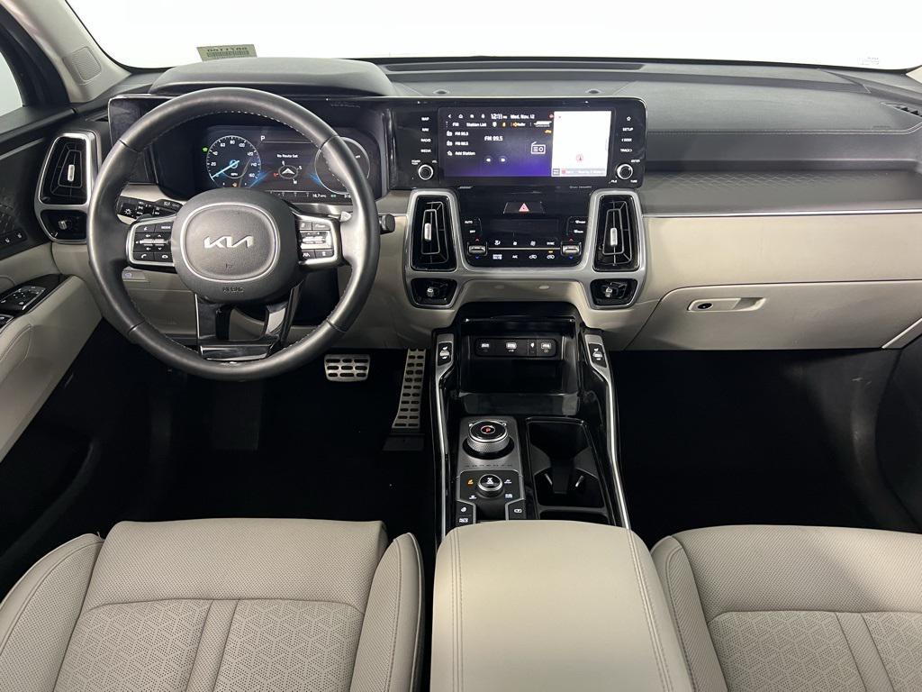 used 2024 Kia Sorento Hybrid car, priced at $30,575
